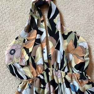 NWT Lulus maxi halter dress. Size medium. Gathered back. Lined skirt  & top.